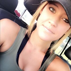 Meet your Posher, Kelsey